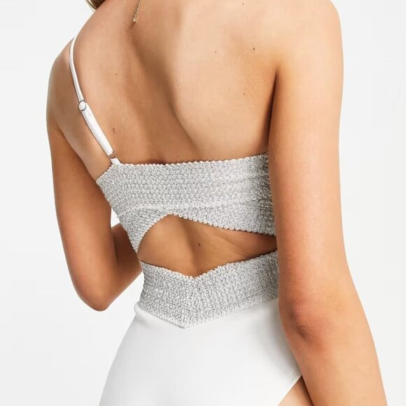 River Island One Shoulder Swimsuit - Picture 4 of 11